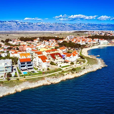 Appartement New Budinski 1st Row & Pool *