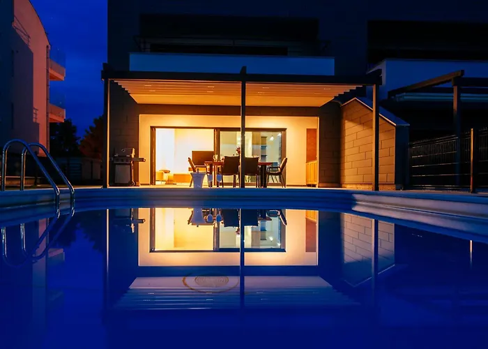 New Budinski 1st Row & Pool Povljana